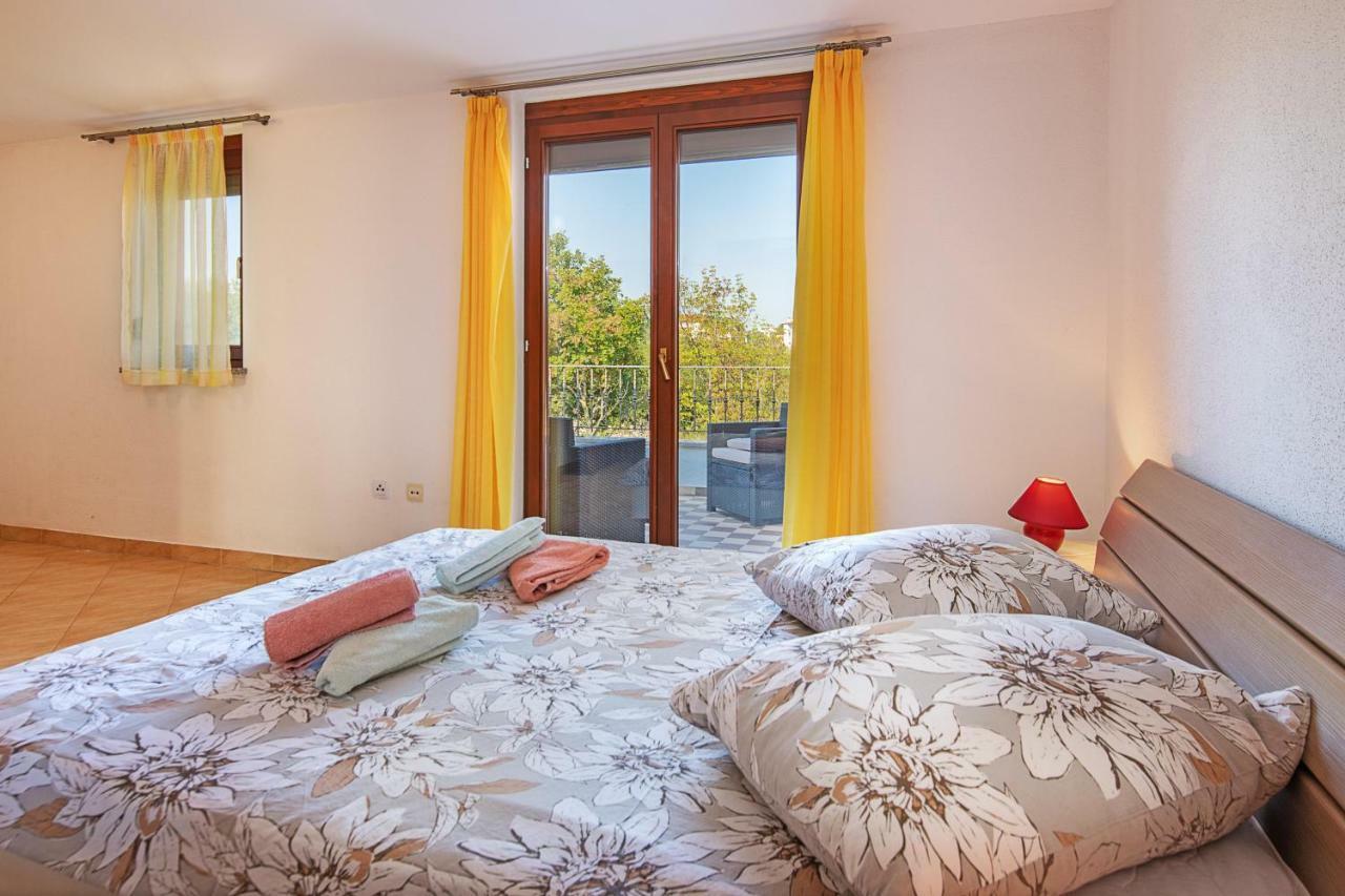Ferienhaus Joy Ližnjan Zewnętrze zdjęcie