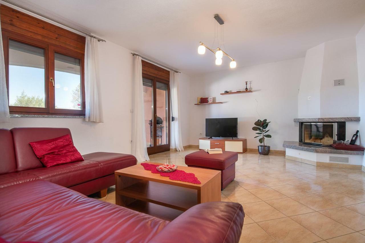 Ferienhaus Joy Ližnjan Zewnętrze zdjęcie