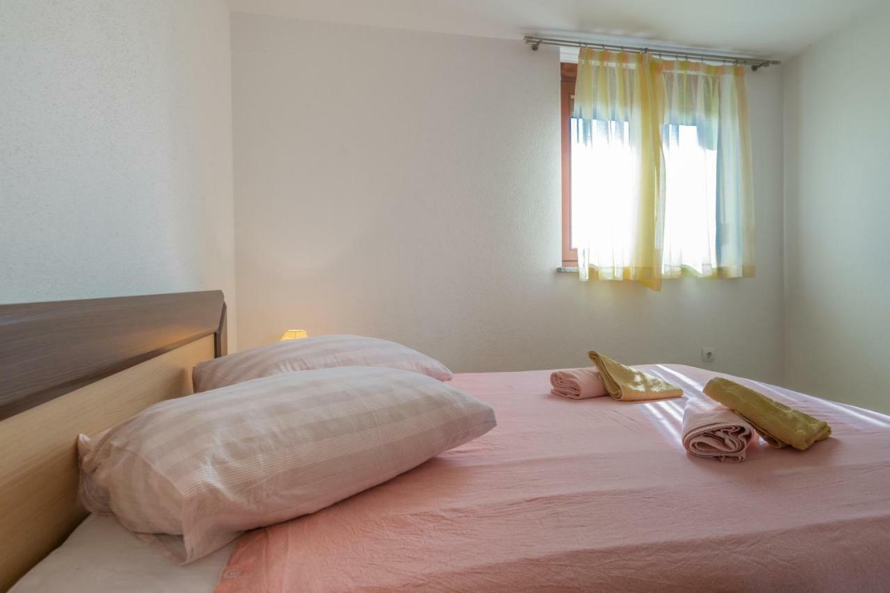 Ferienhaus Joy Ližnjan Zewnętrze zdjęcie