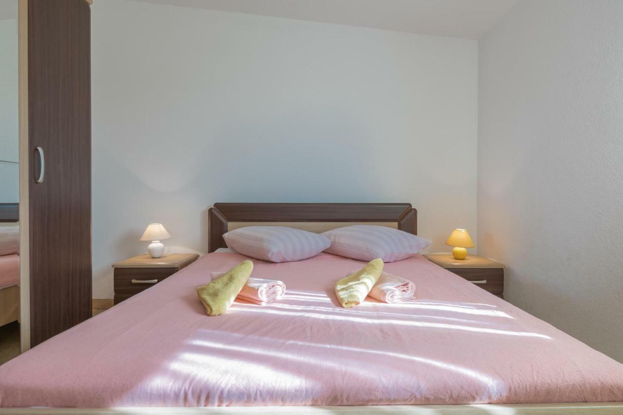 Ferienhaus Joy Ližnjan Zewnętrze zdjęcie