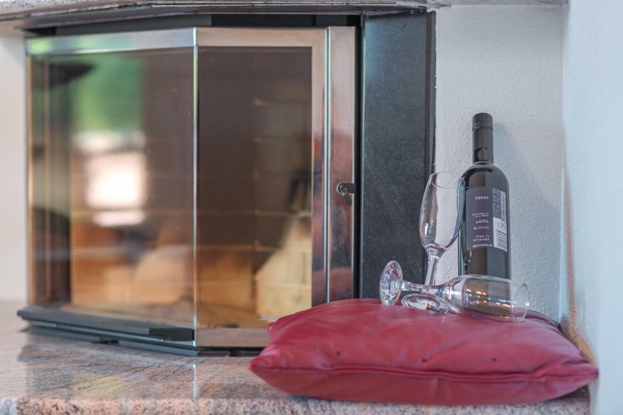 Ferienhaus Joy Ližnjan Zewnętrze zdjęcie